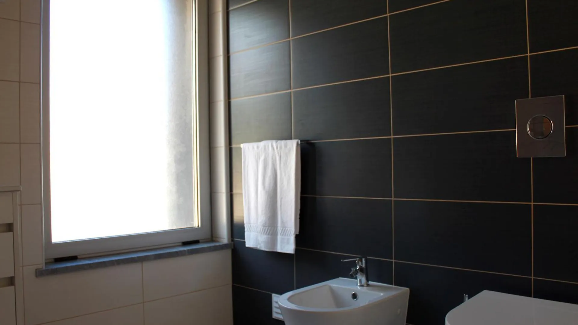 Casa Praia Mar Guest House Salema