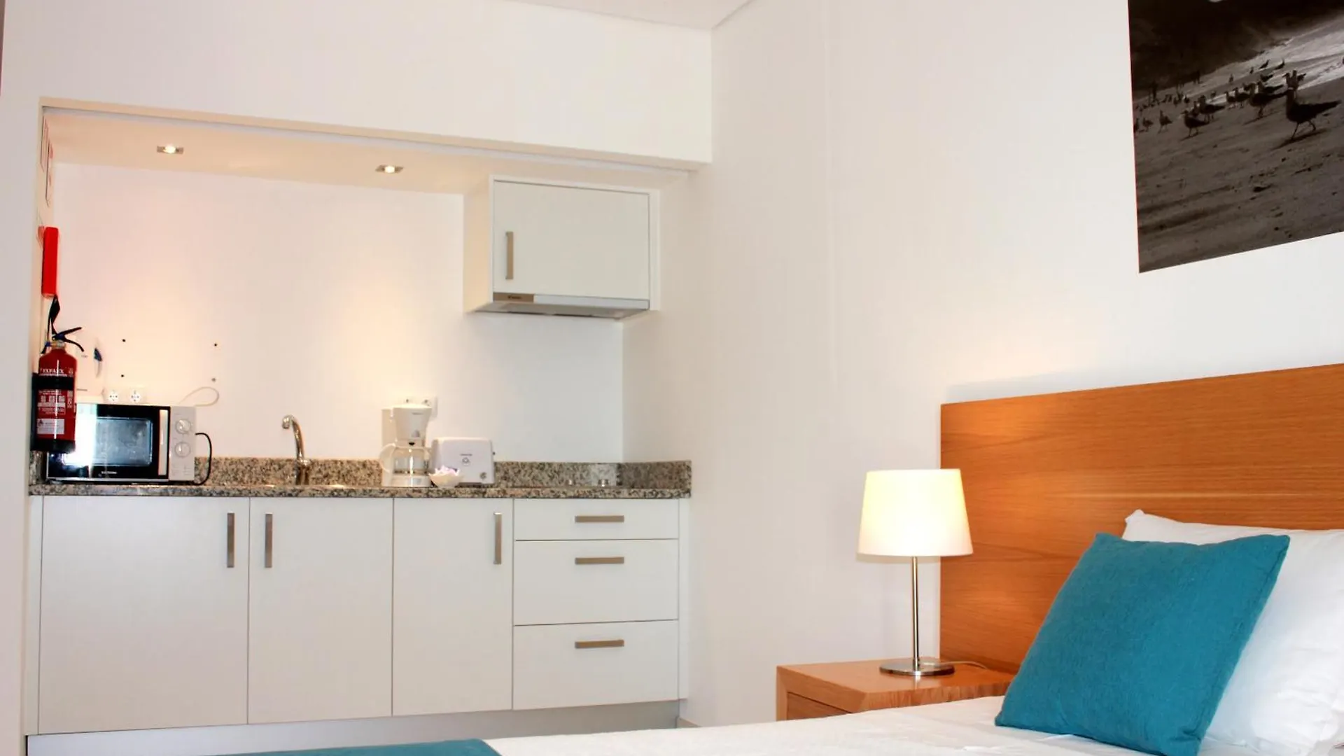 Casa Praia Mar Guest House Salema