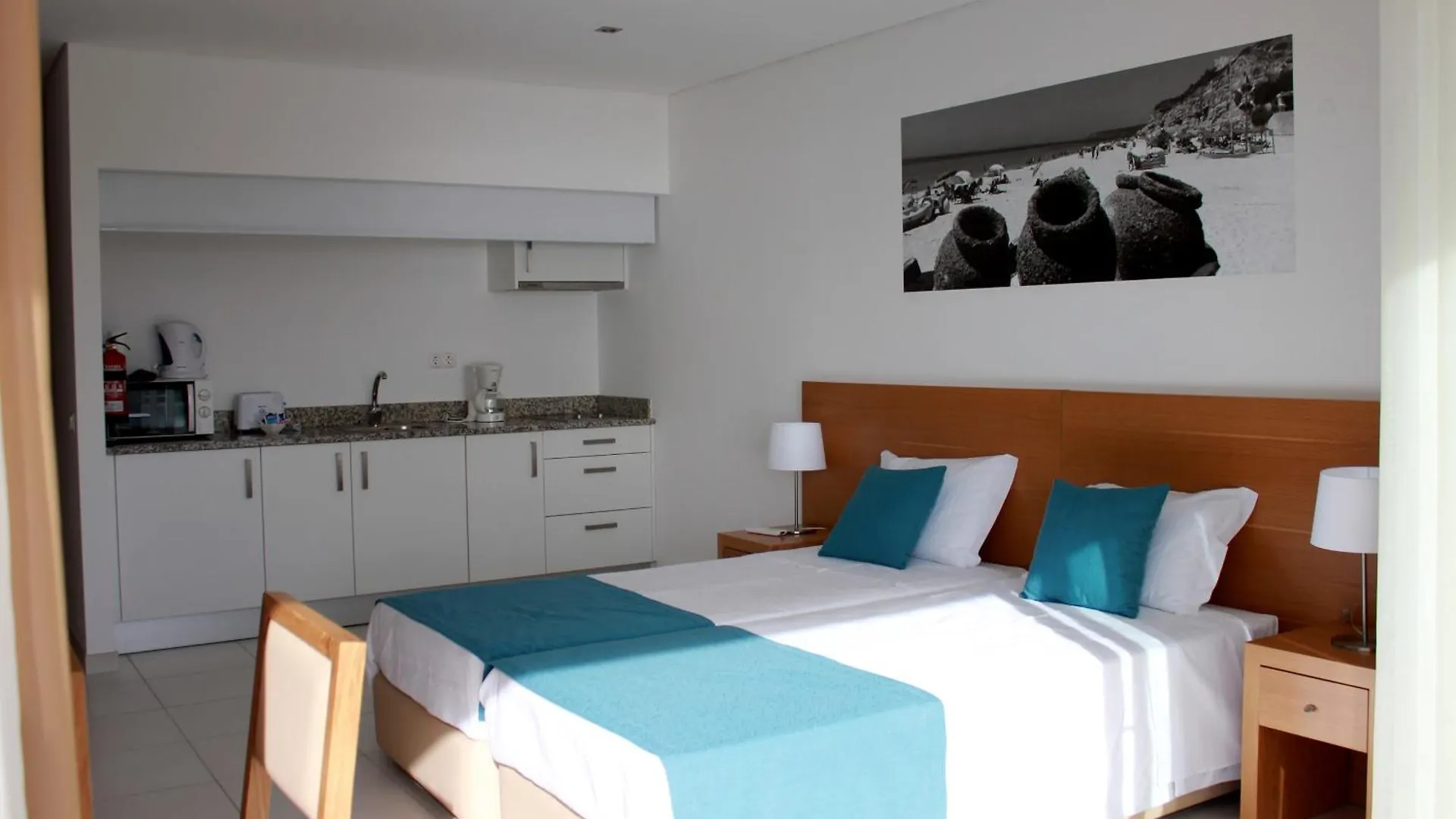 Casa Praia Mar Guest House Salema 0*,  Portugal