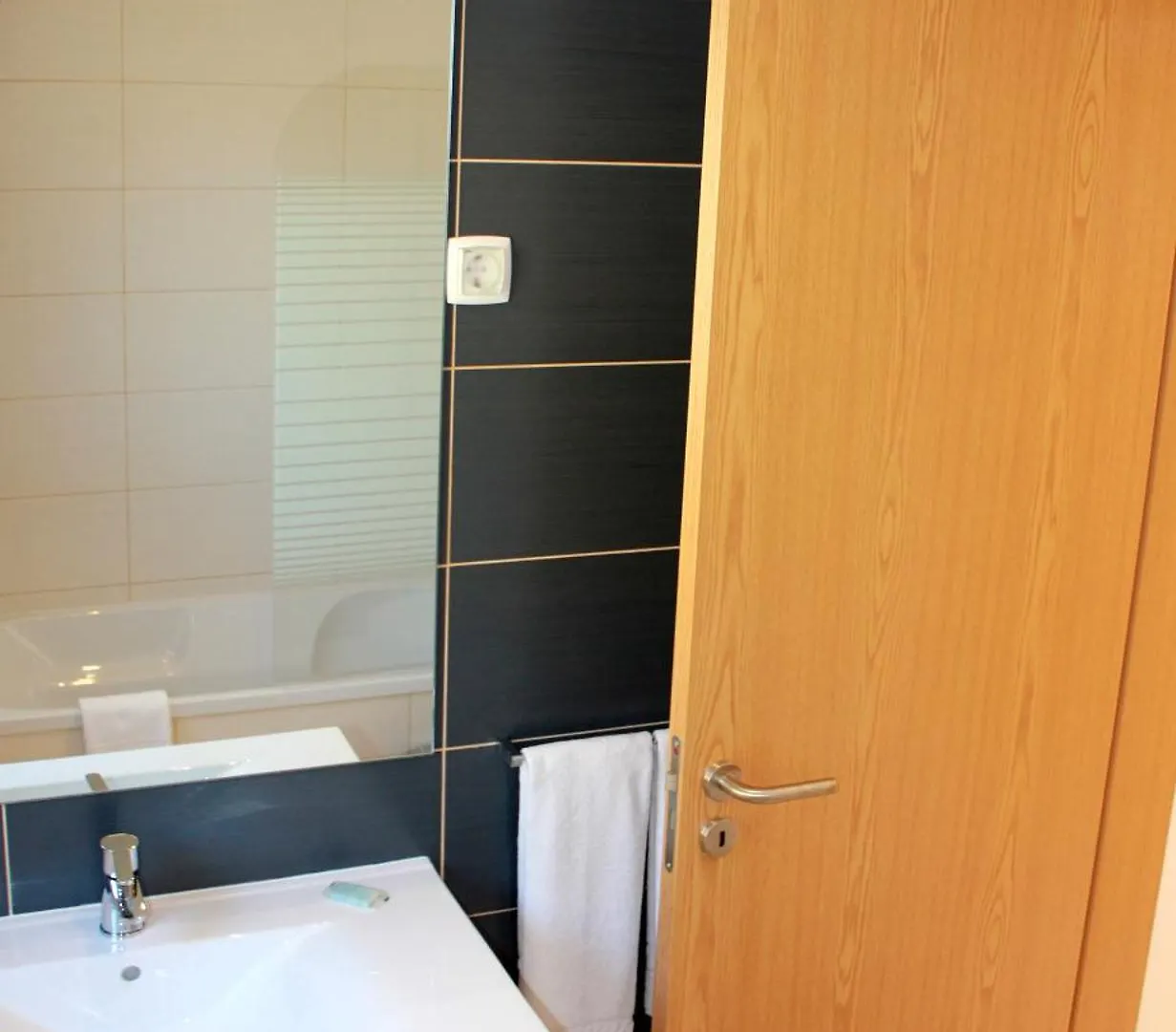 Casa Praia Mar Guest House Salema 0*,